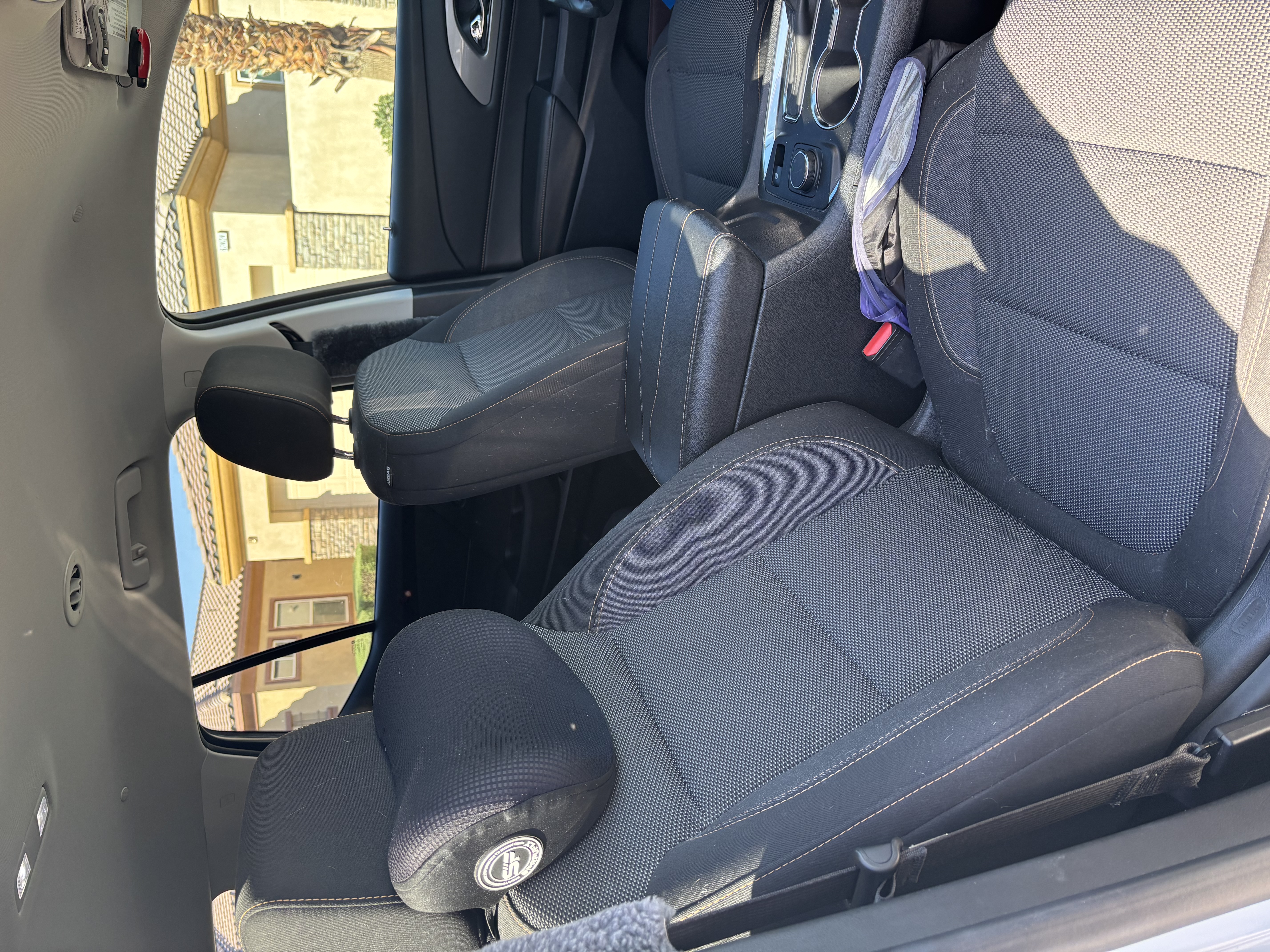 Used 2018 Chevrolet Traverse LT FWD image 5
