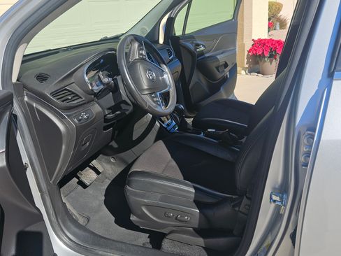 Used 2017 Buick Encore Preferred image 10