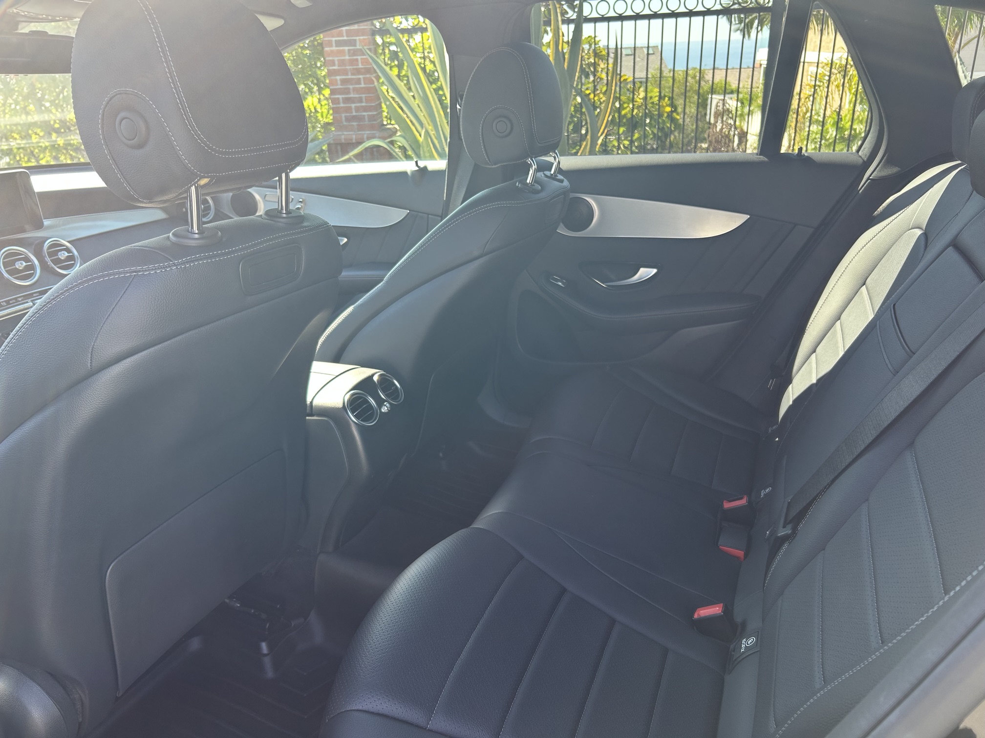Used 2019 Mercedes-Benz GLC 300 image 12