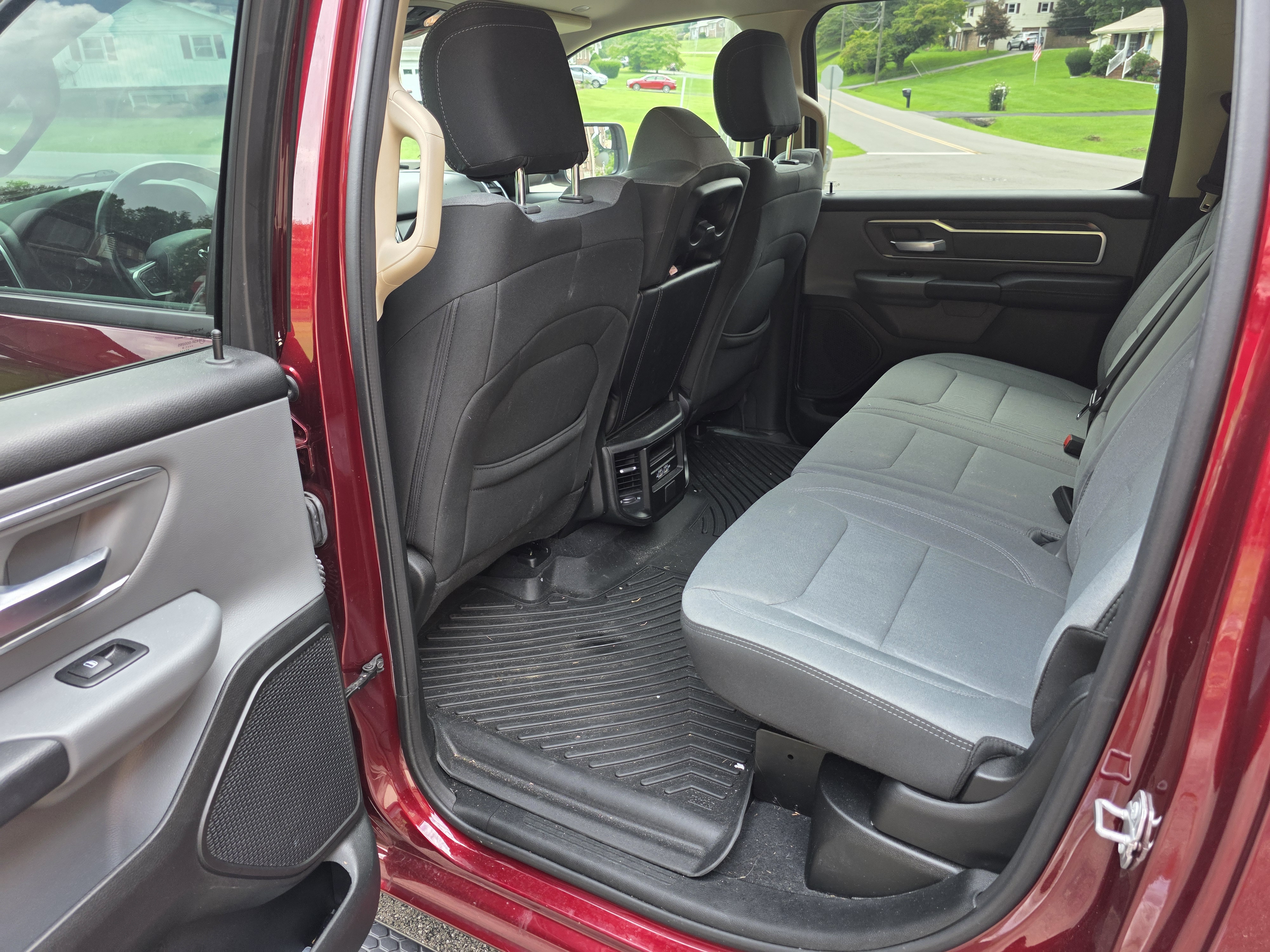 Used 2019 RAM 1500 Big Horn AWD/4WD image 15