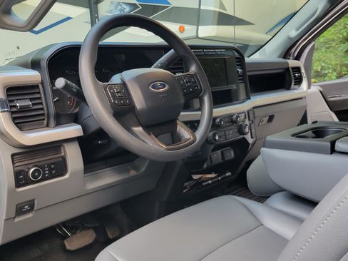 Used 2024 Ford F350 XL w/ FX4 Off-Road Package image 19