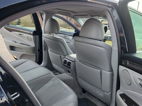 Used 2008 Lexus LS 460 image 9