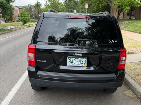 Used 2014 Jeep Patriot Sport w/ Power Value Group AWD/4WD image 15