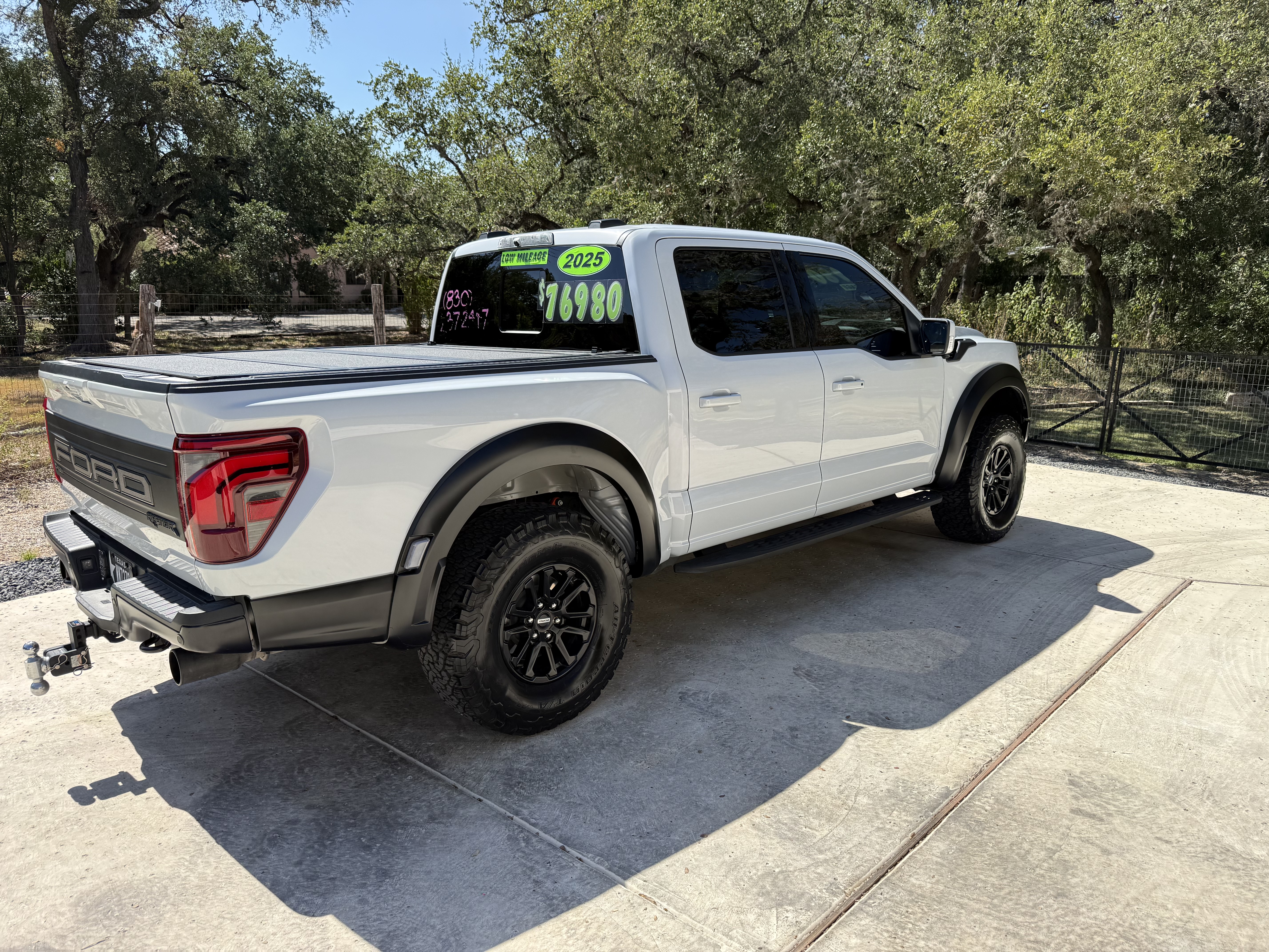 Used 2025 Ford F150 Raptor AWD/4WD image 6