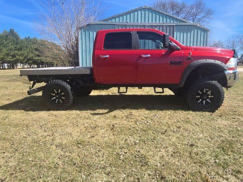 Used 2013 RAM 2500 SLT w/ Cold Weather Group image 5