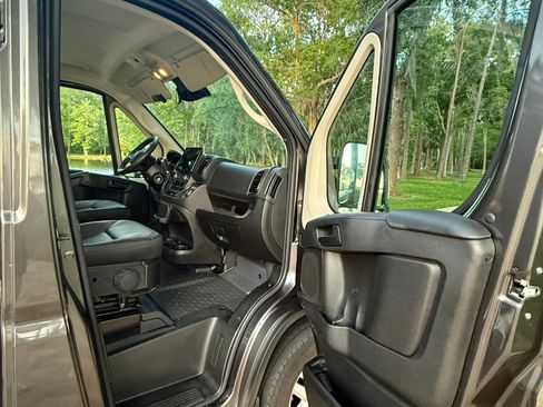 Used 2022 RAM ProMaster 1500 w/ Premium R/V Group FWD image 12