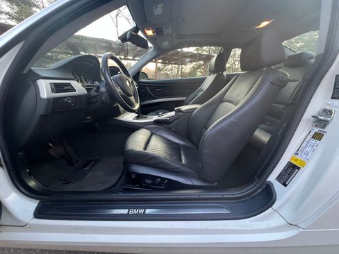 Used 2008 BMW 335i Coupe image 10