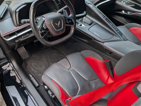 Used 2021 Chevrolet Corvette Stingray Premium Cpe w/ Z51 Performance Package image 14