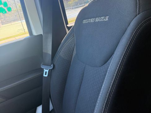 Used 2018 Jeep Wrangler Unlimited Sport AWD/4WD image 8