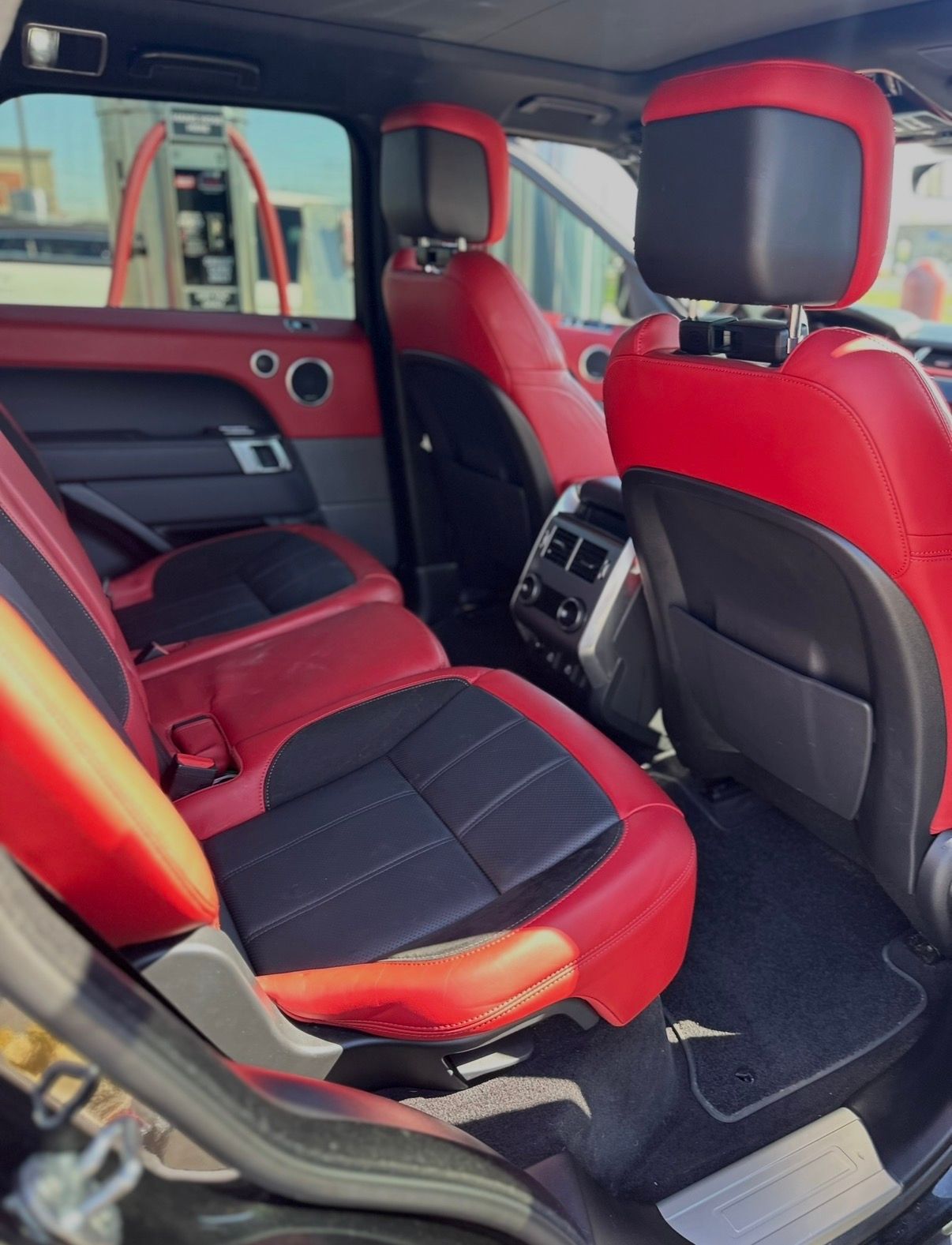Used 2022 Land Rover Range Rover Sport HST AWD/4WD image 6