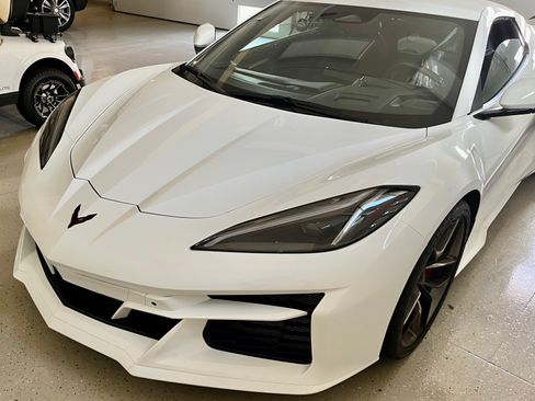 Used 2026 Chevrolet Corvette Z06 RWD image 4