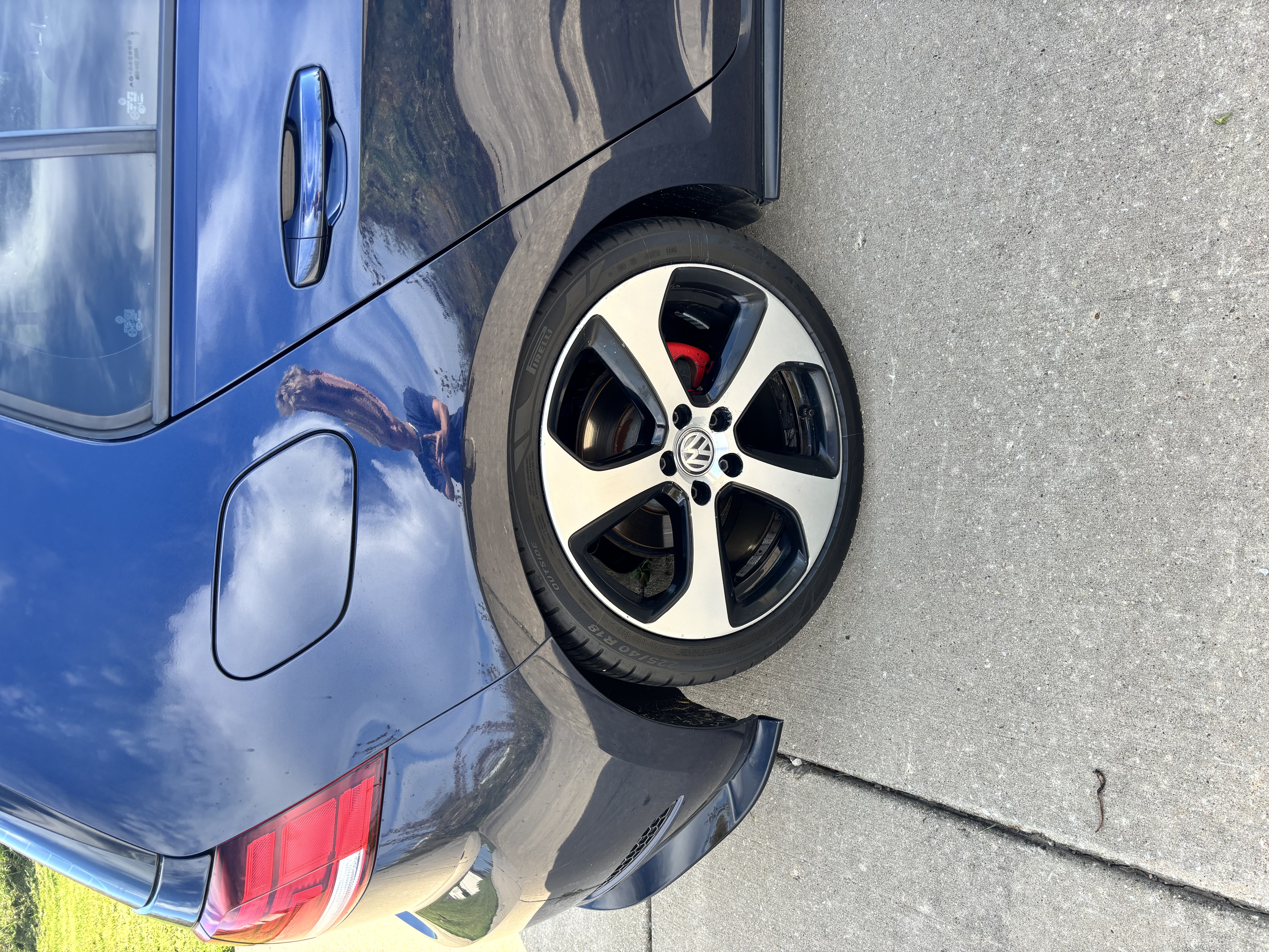 Used 2018 Volkswagen GTI S FWD image 8