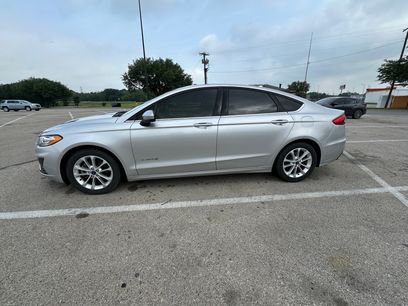 Used 2019 Ford Fusion SE