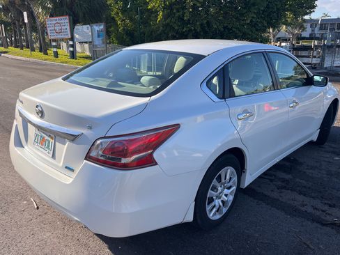 Used 2013 Nissan Altima 2.5 S image 5