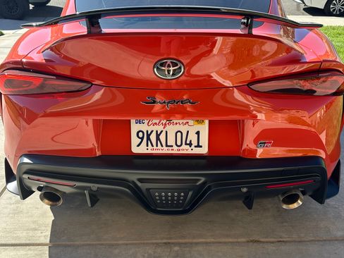 Used 2024 Toyota Supra image 8