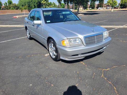 Used 2000 Mercedes-Benz C 280 Sedan image 1
