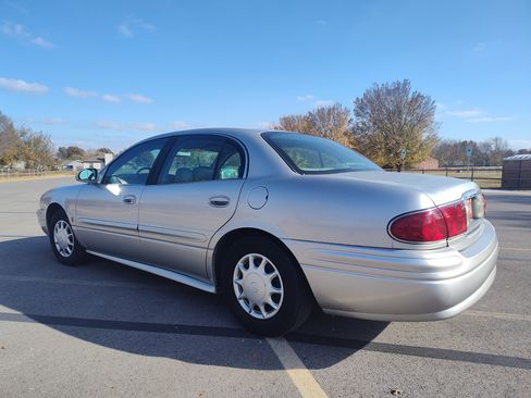 Used 2004 Buick Le Sabre Custom image 2