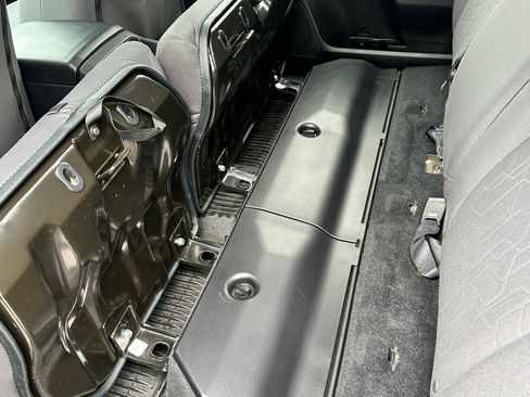 Used 2019 Toyota Tacoma TRD Sport AWD/4WD image 20