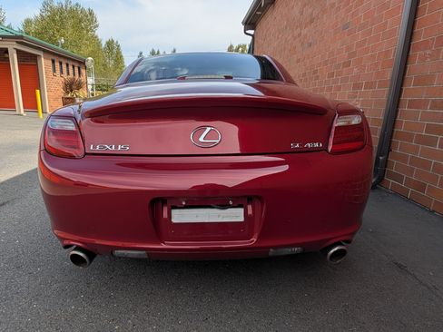 Used 2006 Lexus SC 430 Convertible RWD image 2