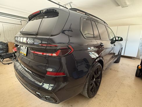Used 2025 BMW X7 M60i AWD/4WD image 8