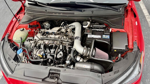 Used 2020 Hyundai Veloster Turbo FWD image 10
