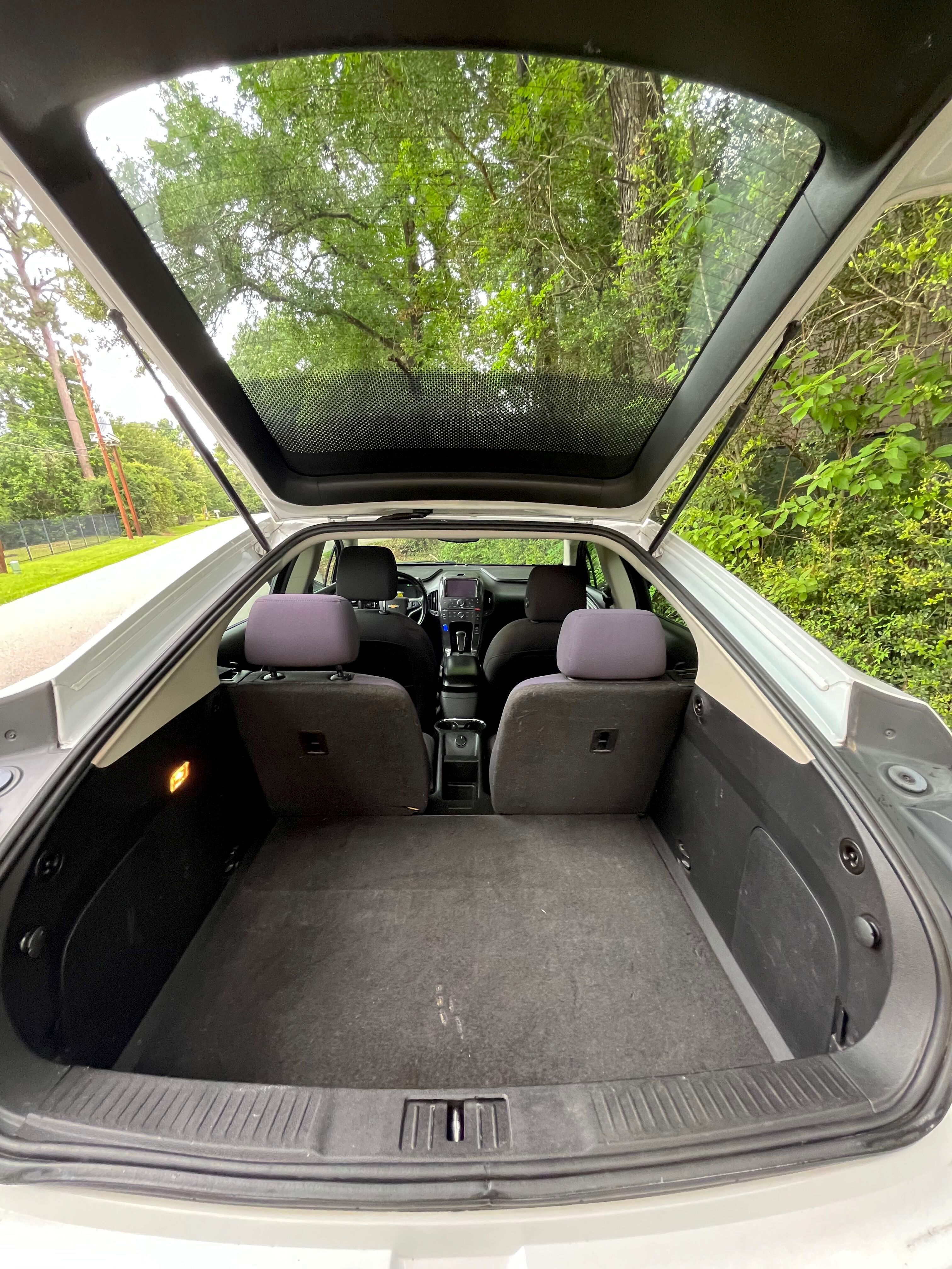 Used 2014 Chevrolet Volt w/ Enhanced Safety Package 1 FWD image 18