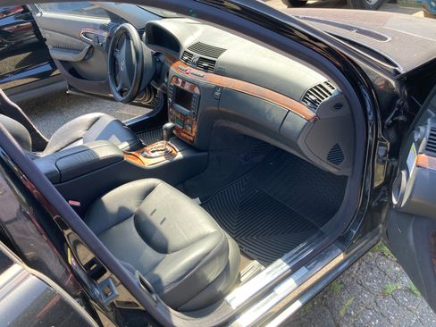 Used 2006 Mercedes-Benz S 500 4MATIC image 13