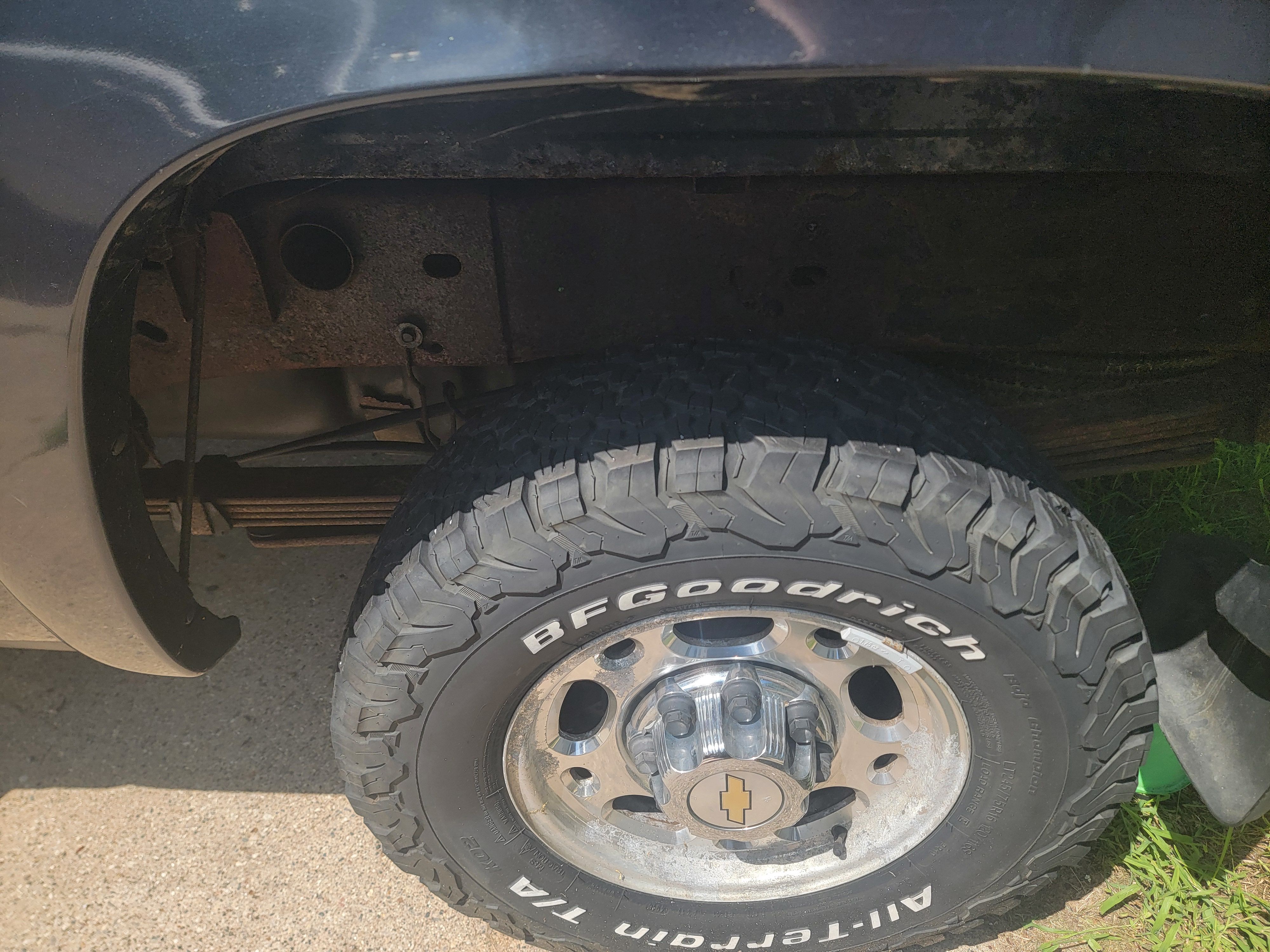 Used 2004 Chevrolet Silverado 2500 LS AWD/4WD image 12