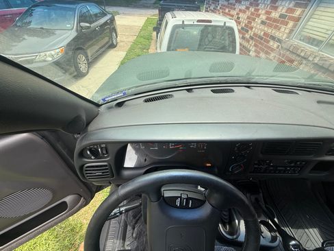 Used 2001 Dodge Ram 2500 Truck 4x4 Quad Cab image 14