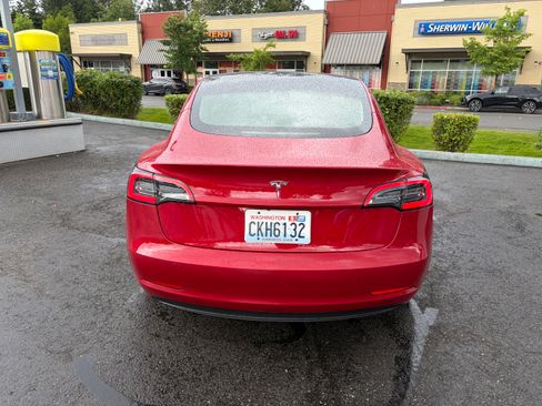 Used 2023 Tesla Model 3 Standard Range RWD image 5