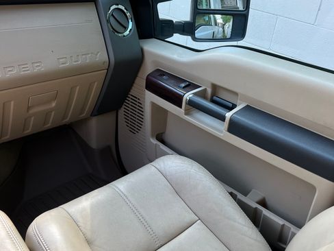 Used 2008 Ford F350 Lariat AWD/4WD image 13