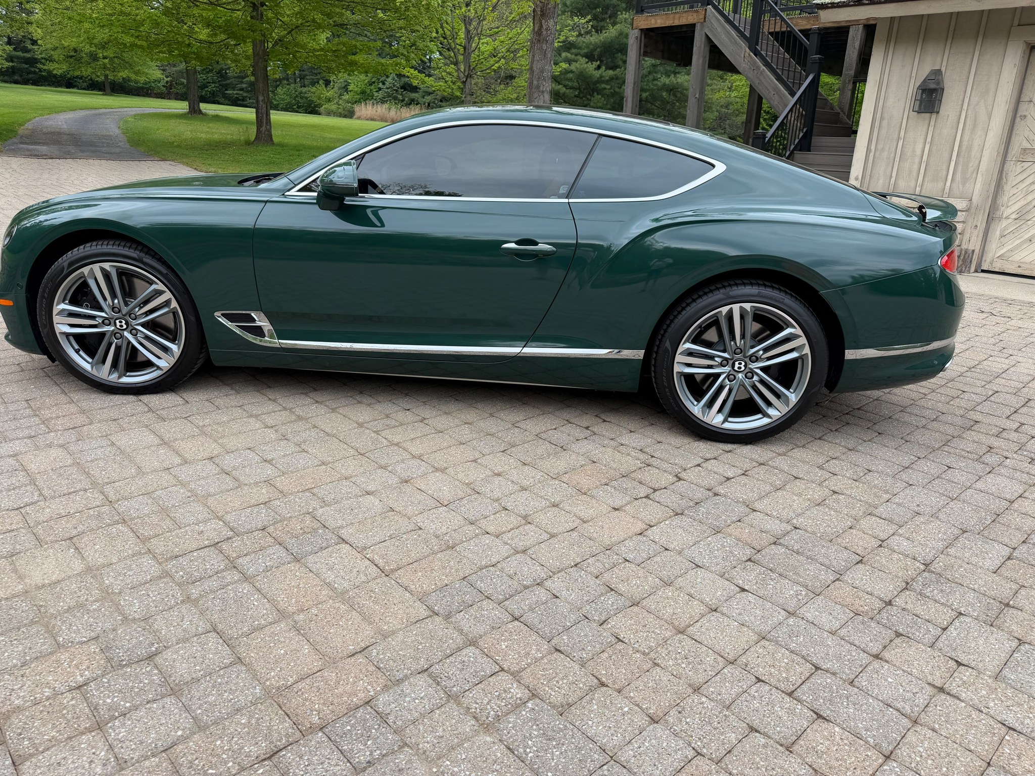 Used 2024 Bentley Continental GT V8 AWD/4WD image 5
