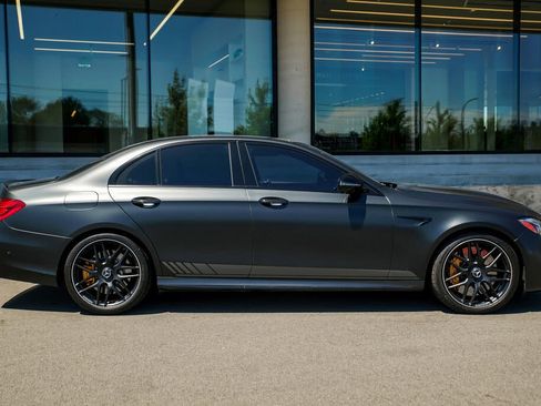 Used 2018 Mercedes-Benz E 63 AMG S image 2