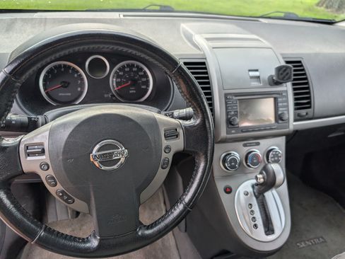 Used 2012 Nissan Sentra 2.0 SR w/ Special Edition Pkg image 10