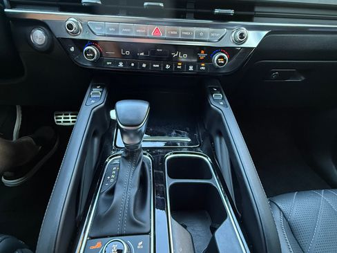 Used 2024 Kia Telluride SX Prestige X-Line image 10