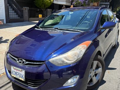 Used 2012 Hyundai Elantra GLS w/ Preferred Pkg 3