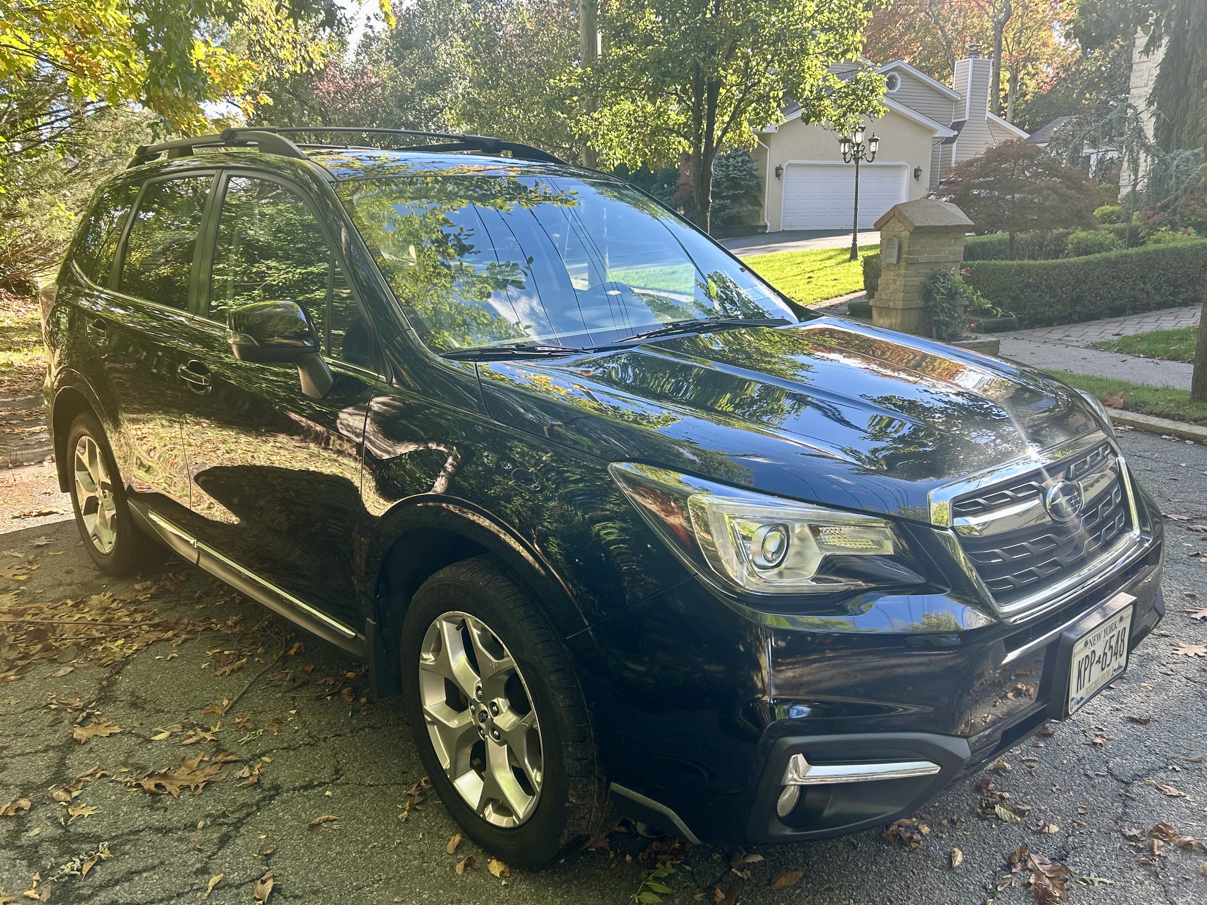 Used 2017 Subaru Forester 2.5i Touring AWD/4WD image 1