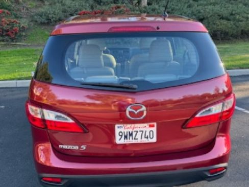 Used 2015 MAZDA MAZDA5 Sport image 5