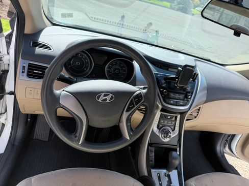 Used 2013 Hyundai Elantra GLS FWD image 14
