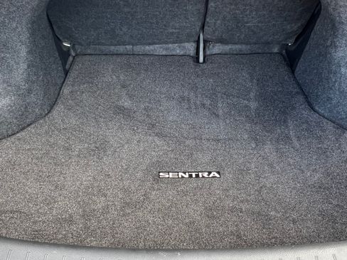 Used 2015 Nissan Sentra SR image 15