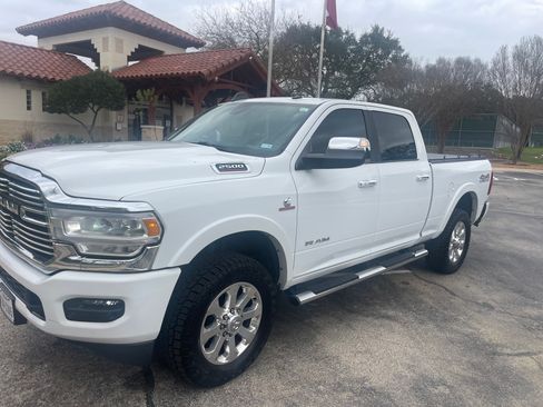 Used 2020 RAM 2500 Laramie image 11