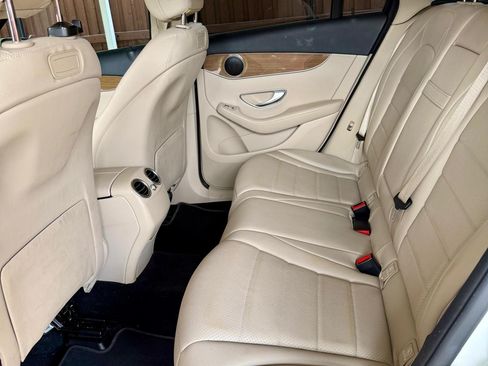 Used 2018 Mercedes-Benz GLC 300 image 16