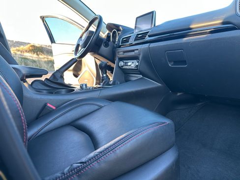 Used 2014 MAZDA MAZDA3 i Grand Touring image 18