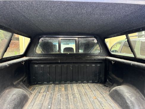 Used 2012 Ford F150 Lariat w/ Lariat Chrome Pkg image 14