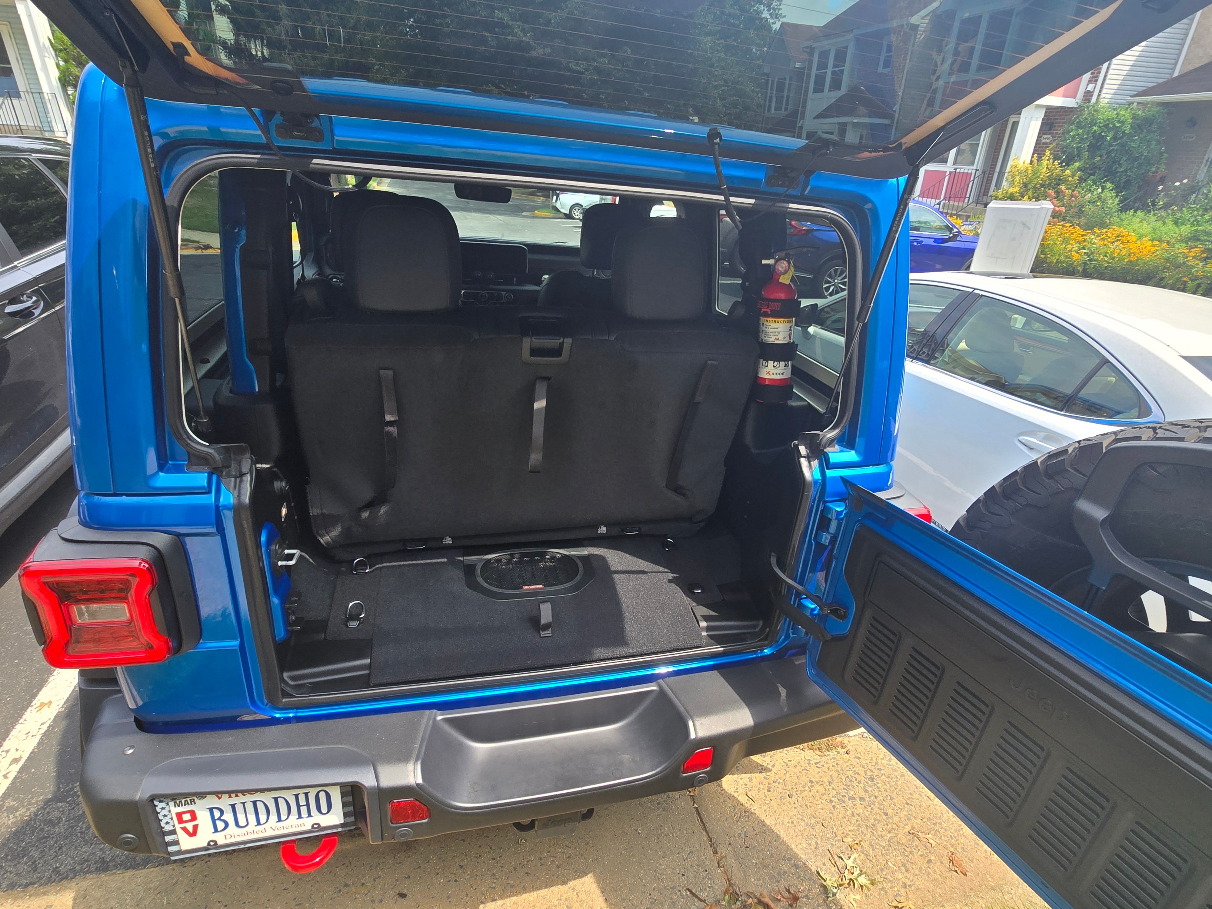 Used 2024 Jeep Wrangler Rubicon AWD/4WD image 6
