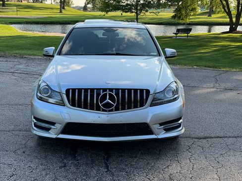 Used 2014 Mercedes-Benz C 300 4MATIC Sedan image 1