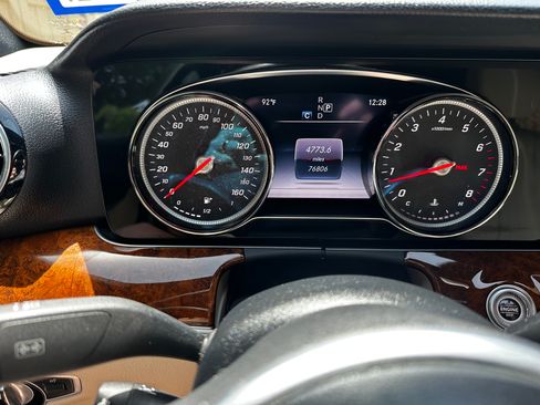 Used 2019 Mercedes-Benz E 450 4MATIC Sedan image 16
