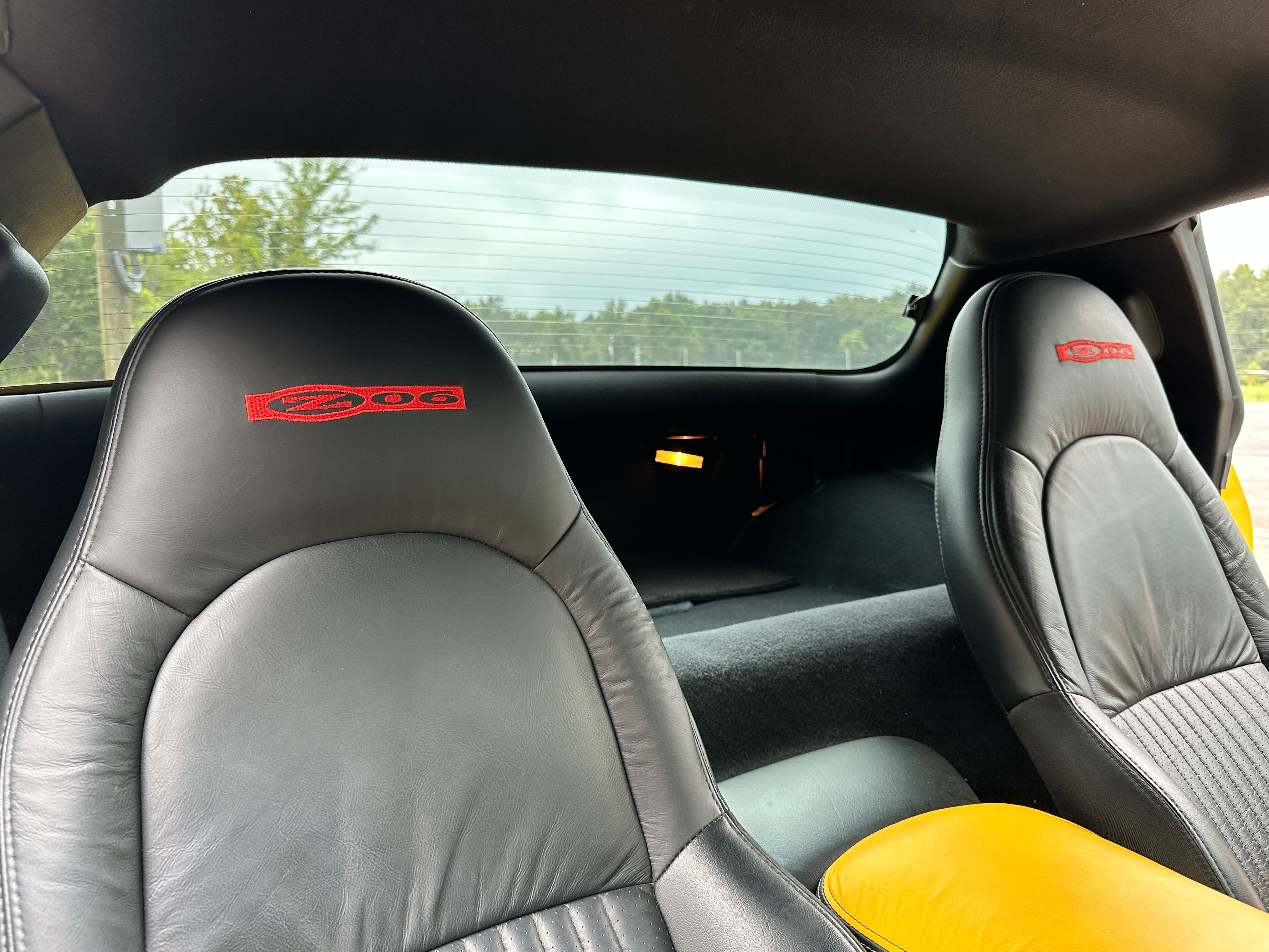 Used 2003 Chevrolet Corvette Z06 w/ Memory Package, 3 Drivers RWD image 4