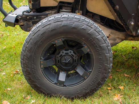 Used 2004 Jeep Wrangler SE w/ Ecco Tire & Wheel Group image 10