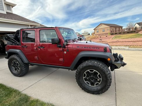 Used 2011 Jeep Wrangler Unlimited Sport image 8